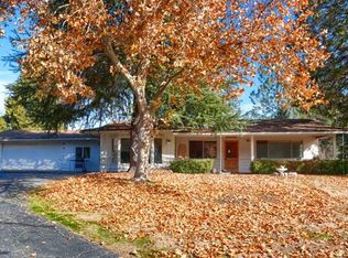 45512 Lauri Ln, Oakhurst, CA 93644