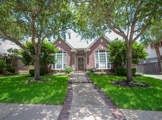 7107 Emerald Glen Dr, Sugar Land, TX 77479