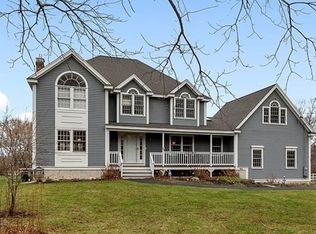 424 Old Ayer Rd, Groton, MA 01450