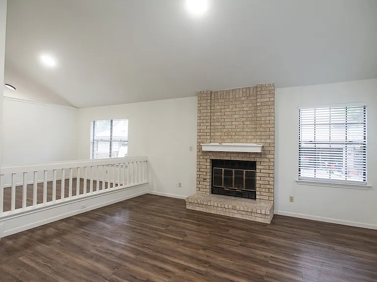 11513 Juniper Ridge Dr — Photo 2