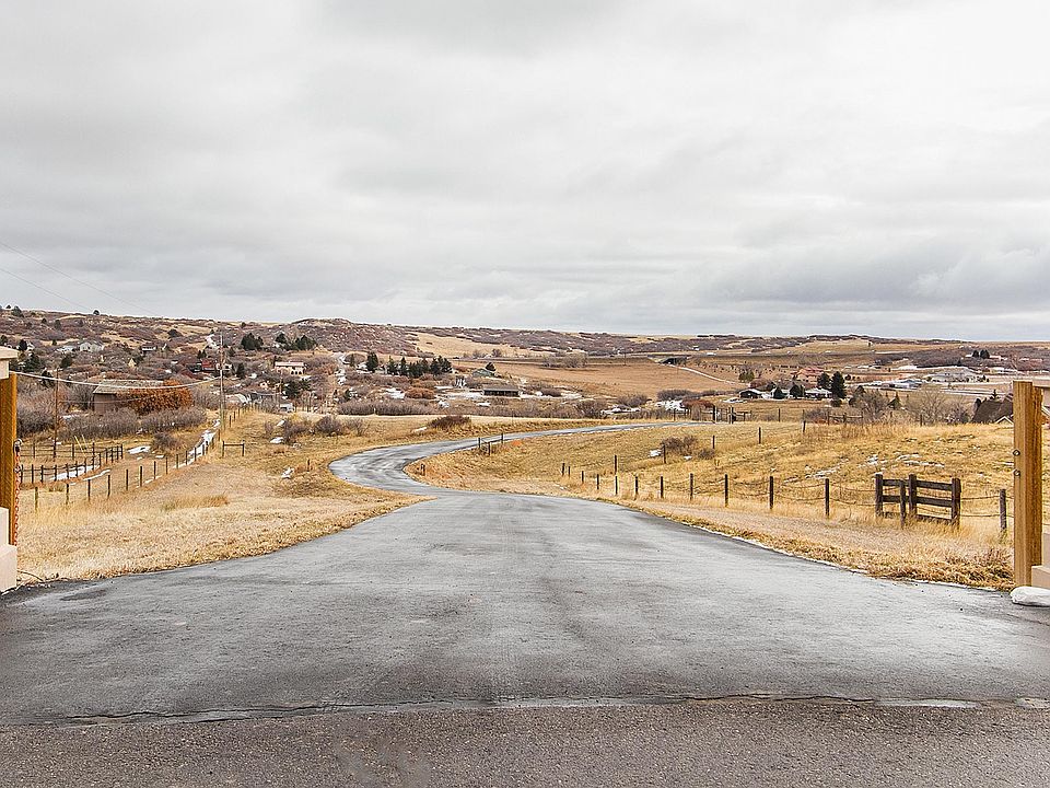 1st image of 9002 Corral Ln