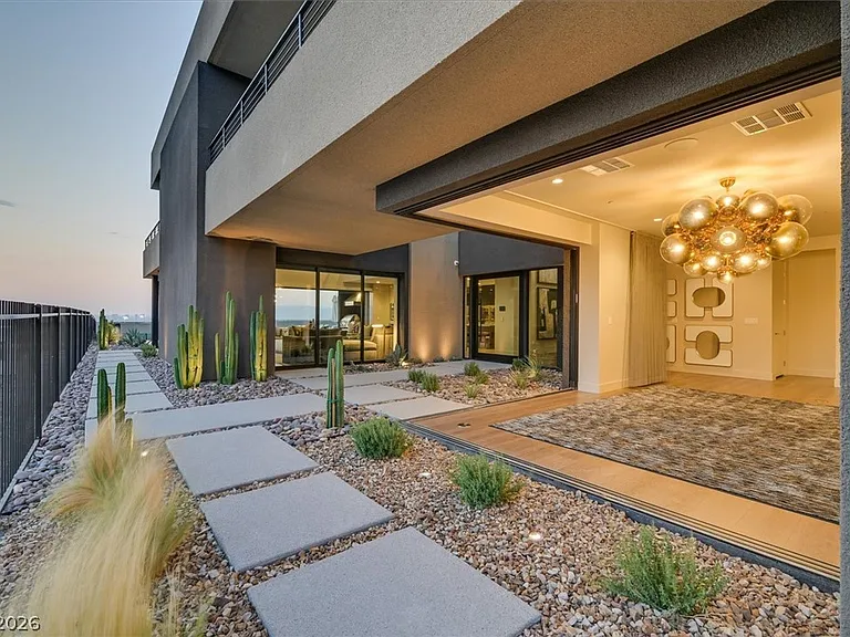 807 Magnum Cliff Ct — Photo 8