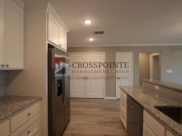 6308 Villa Rosa Way — Photo 9