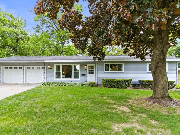 404 W Albert St, Portage, WI 53901