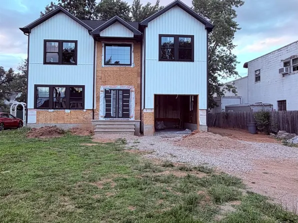 14 S Hill Rd, Colonia, NJ 07067