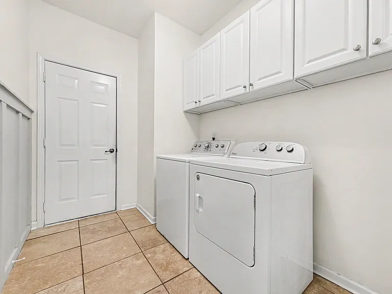 508 Ashburn Ln — Photo 14