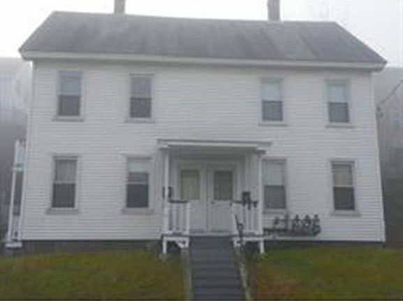 2nd image of 32 Franklin Rollstone St