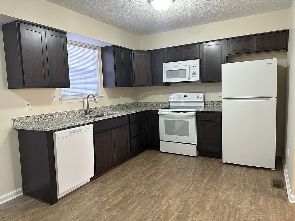 1120 Vantage Pl - Kitchen_01052024