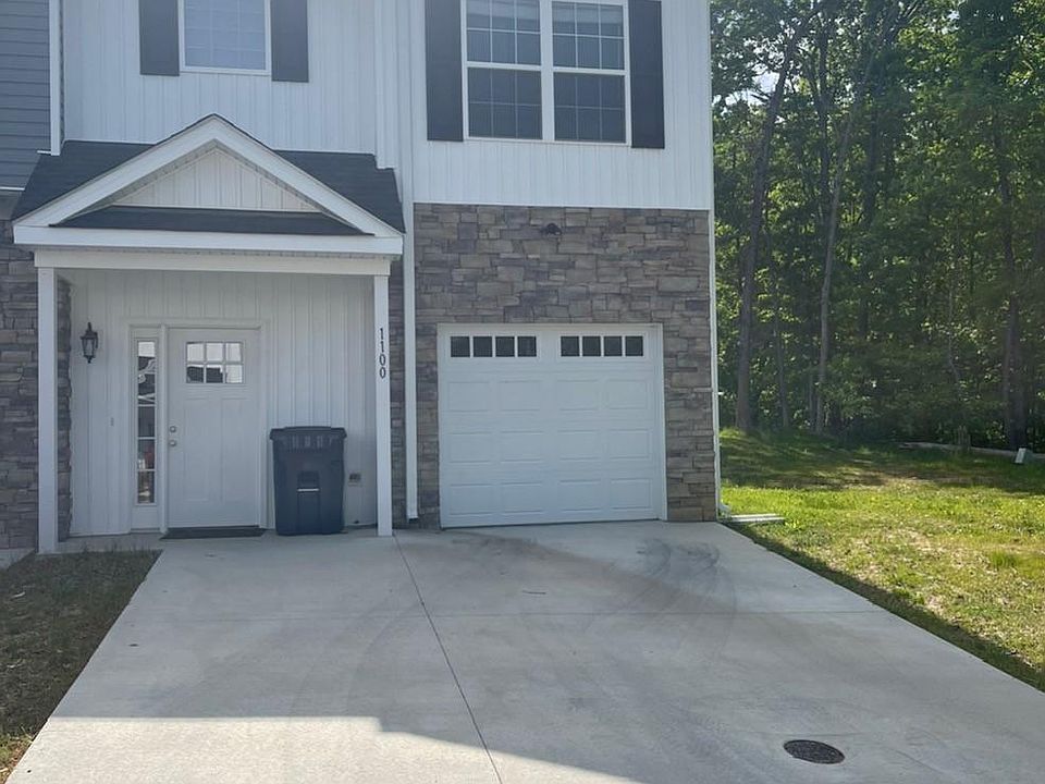 1st image of 1100 Maid Marian Ln NE