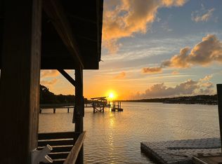 2647 Buccaneer Rd, Isle of Palms, SC 29451