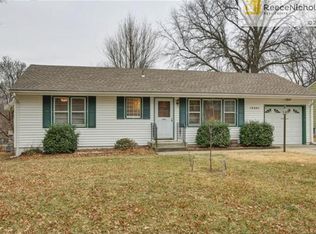 13201 W 95th Ter, Lenexa, KS 66215