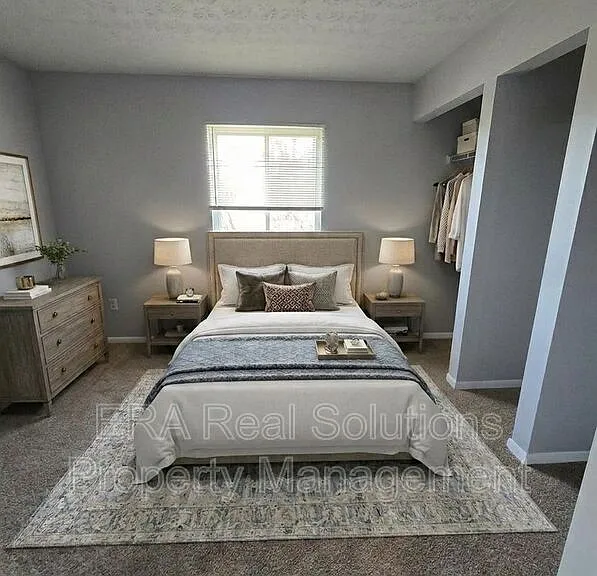 1718 Carstare Dr — Photo 3