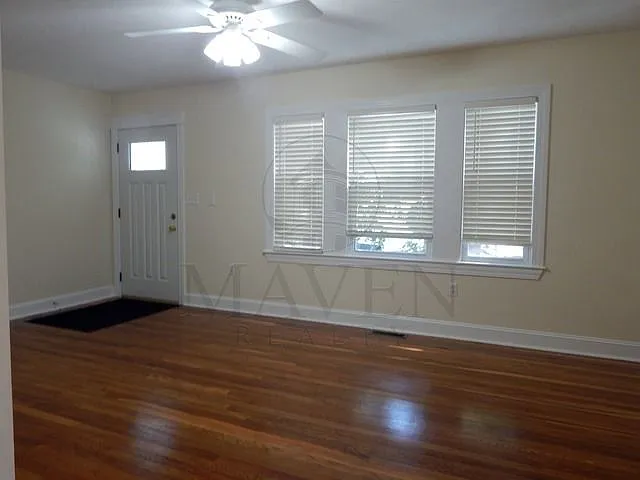 2 bed, 1100 sqft, $3,000 — Photo 2
