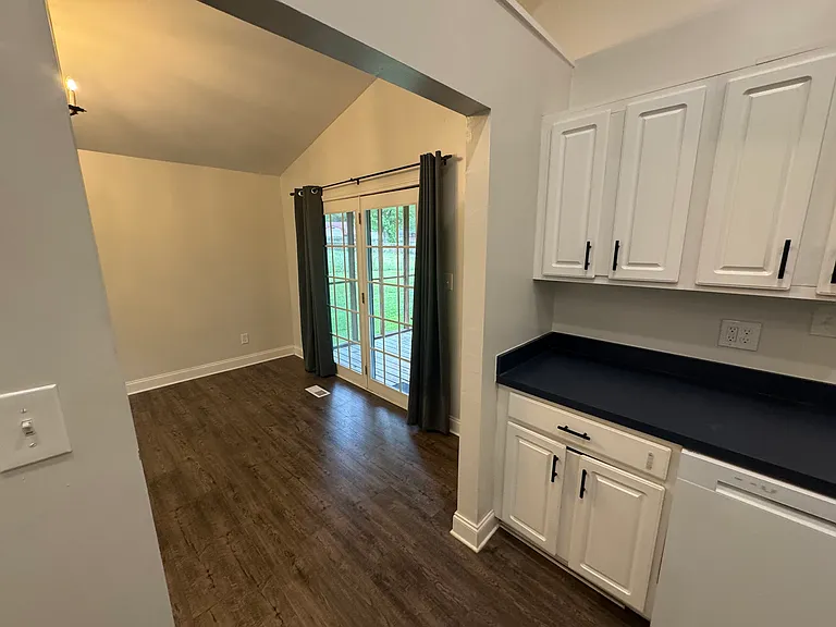 616 Cross Bridge Cir — Photo 12