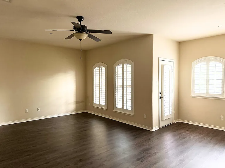 8924 Papa Trl — Photo 11