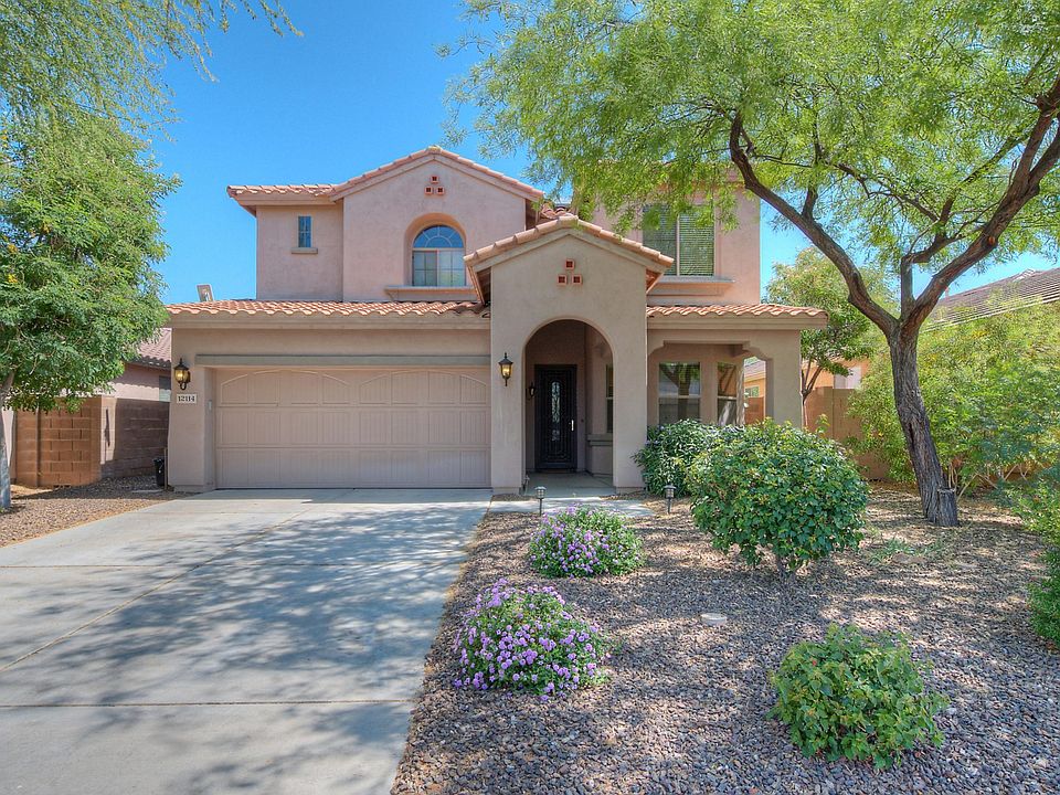 12114 W Do-001-1-Main Exter-MLS_Size