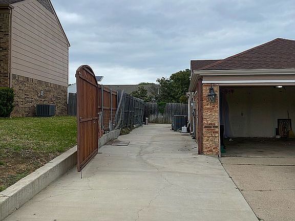 Extended Drive Way