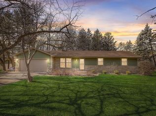 N9521 E Shore Rd, Mukwonago, WI 53149