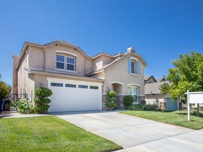 19554 Castille Ln, Saugus, CA, 91350