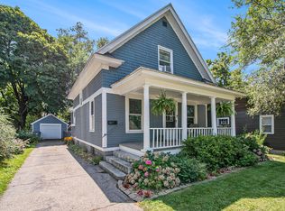 860 Ardmore St SE, Grand Rapids, MI