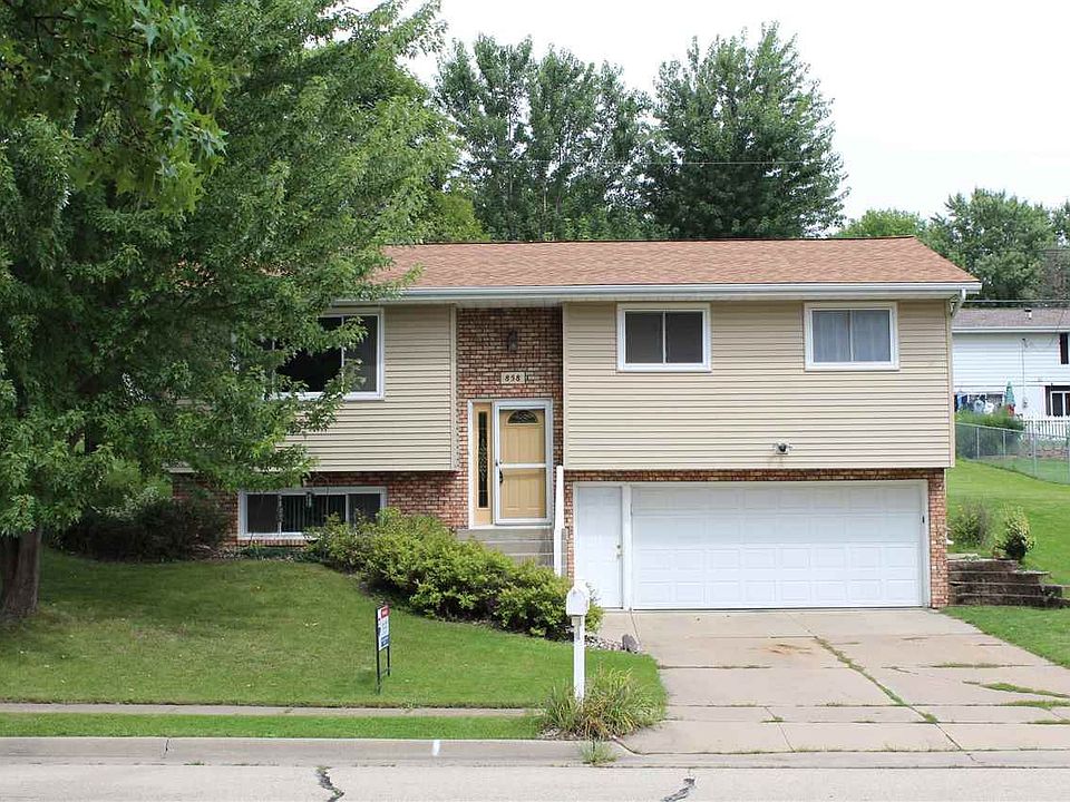 1st image of 858 Patricia Ann Dr