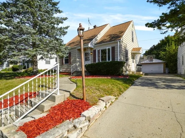 4802 West Fillmore DRIVE, Milwaukee, WI 53219