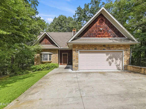 419 Maggie Mack Ln, Sevierville, TN 37862