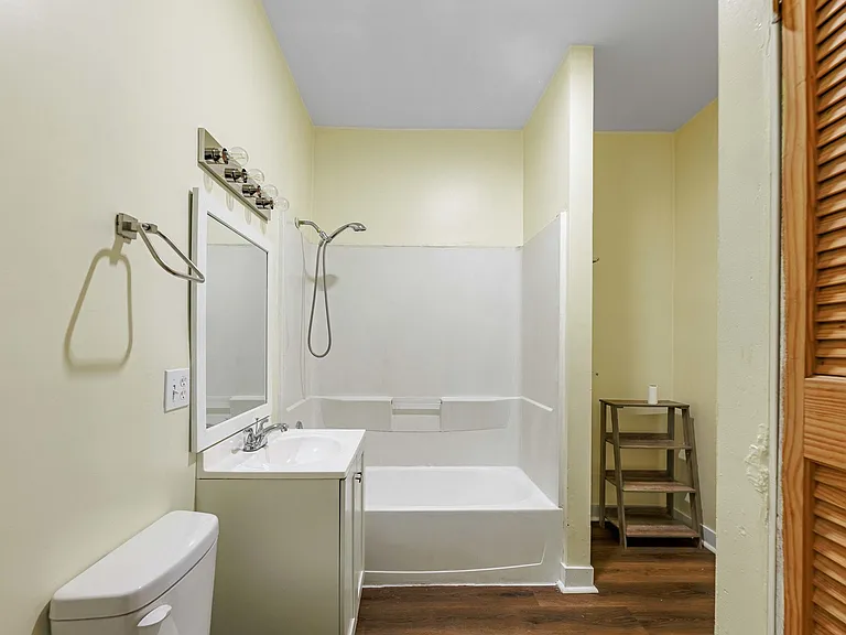 4847 W Potomac Ave #2 — Photo 18