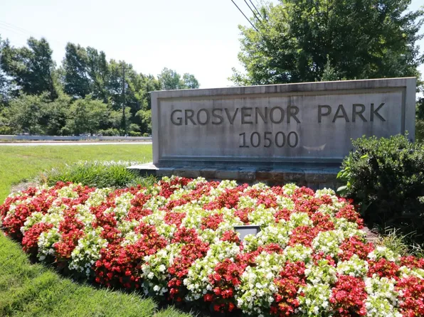 10500 Rockville Pike, Rockville, MD