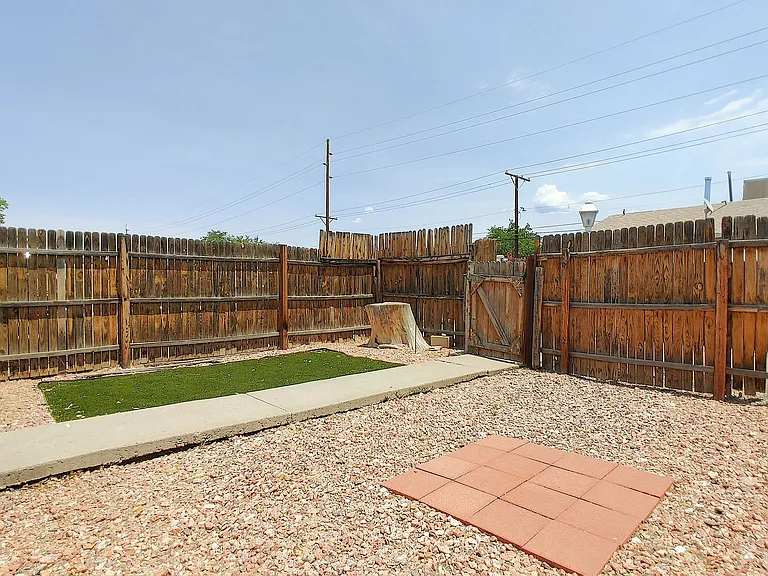 3440 Eastern Ave SE — Photo 10
