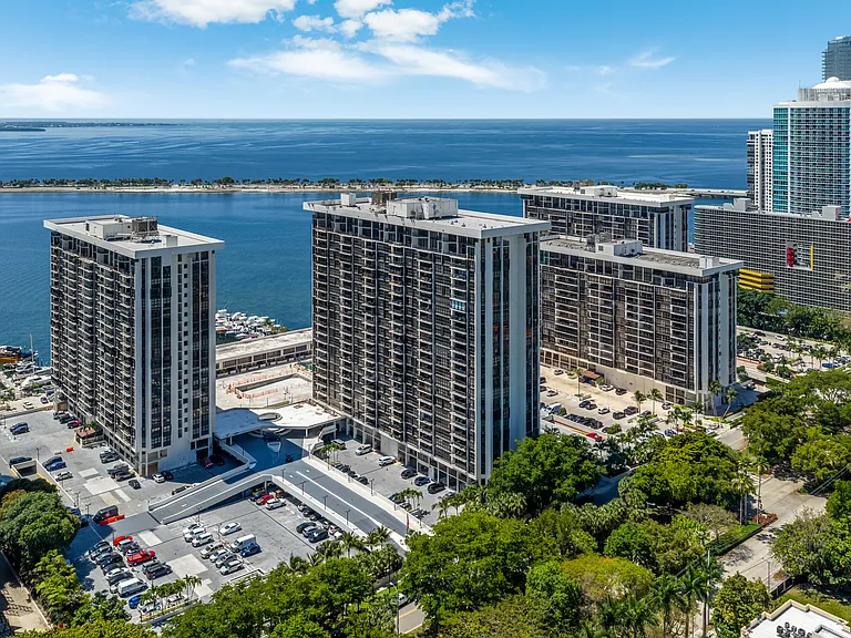1901 Brickell Ave #B1809 — Photo 34