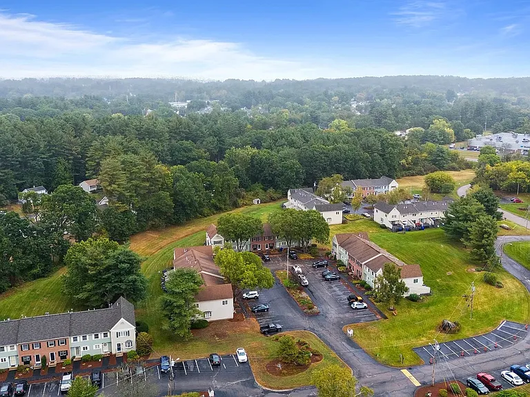 534 Fox Hollow Dr — Photo 14