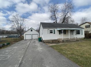 7502 Marshall St, Merrillville, IN 46410