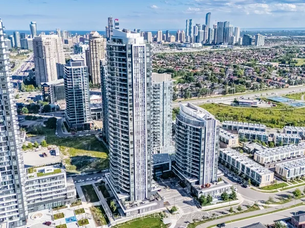 35 Watergarden Dr #2414, Mississauga, ON L5R 0G8