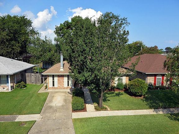 2nd image of 912 Minnesota Ave