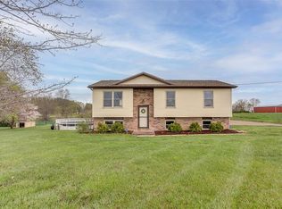 3712 Airport Rd, Godfrey, IL 62035