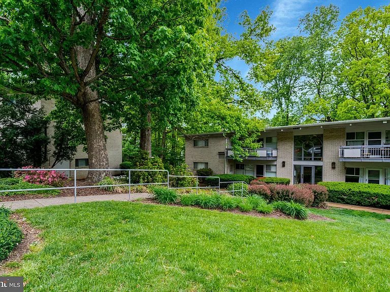 7717 Donnybrook Ct #103 — Photo 34