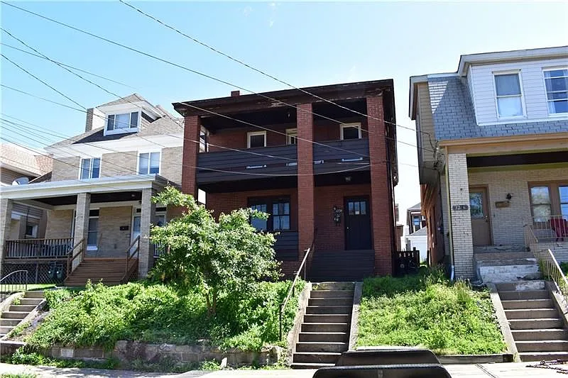1238 Wisconsin Ave photo 1