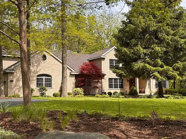 1485 Limestone Rdg, Kankakee, IL 60901