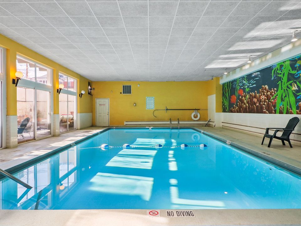 Heated pool