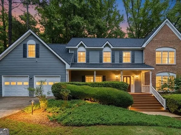 1080 Pebble Bend Dr, Grayson, GA 30017