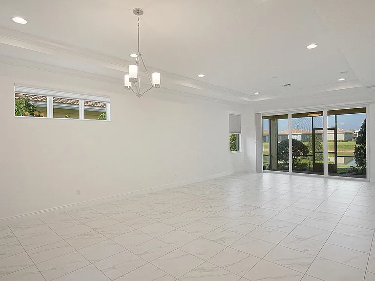 24060 SW Firenze Way — Photo 9