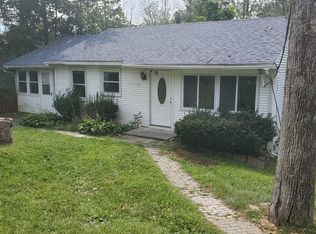 15 Sunny Ln, Highland Mills, NY 10930