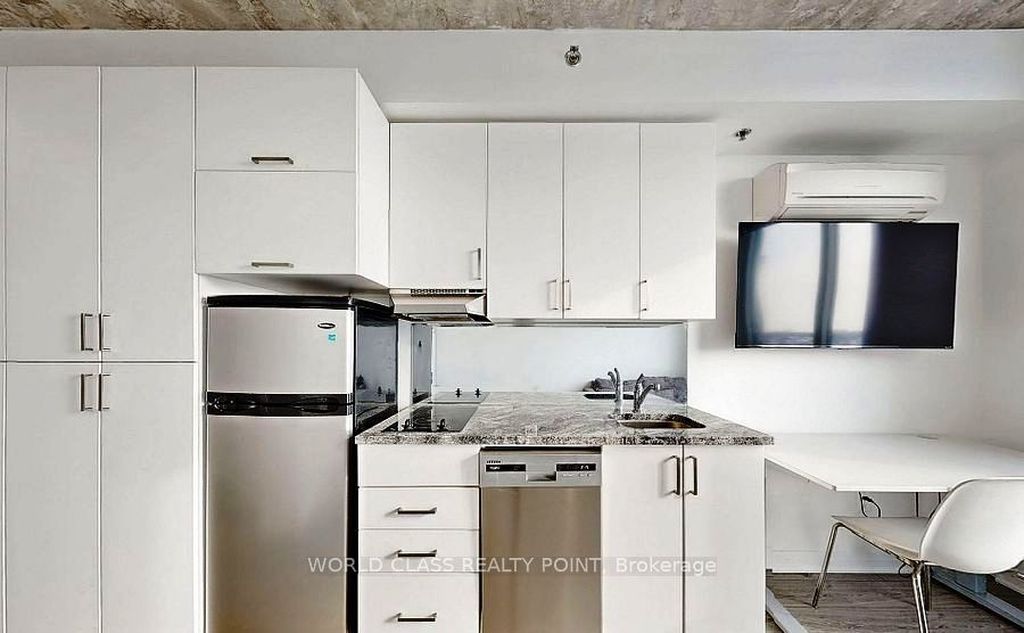 1900 Simcoe St N #633, Oshawa, ON - View 6