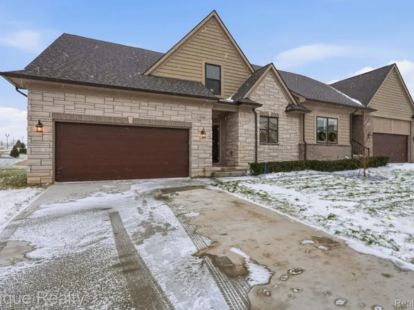 600 Cornerstone Dr, Oxford, MI 48371