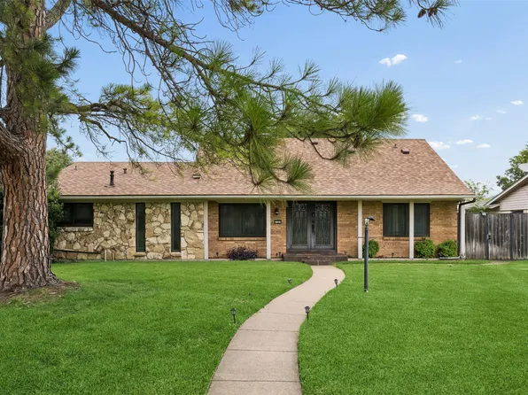 1303 Berkeley Dr, Richardson, TX 75081