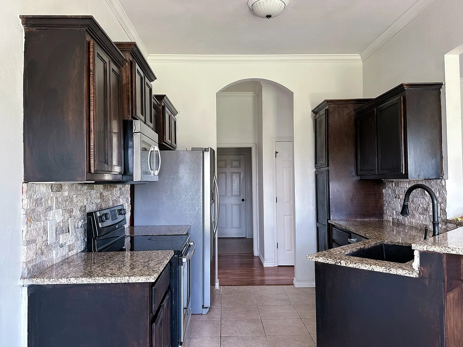 21230 River Lark Ln — Photo 3