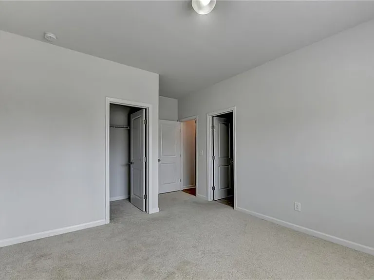 7410 Ansley View Ln — Photo 69