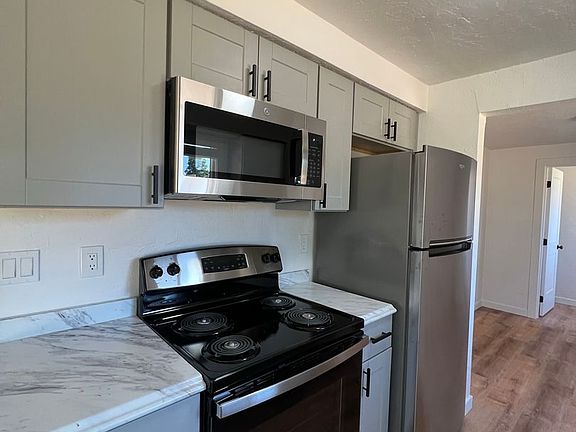 5th image of 4036 Southway Loop #4038SO