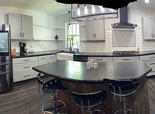 143 Three Oaks Dr SE, Calhoun, GA 30701